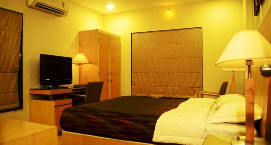 Hangout Villas, Lonavala 4